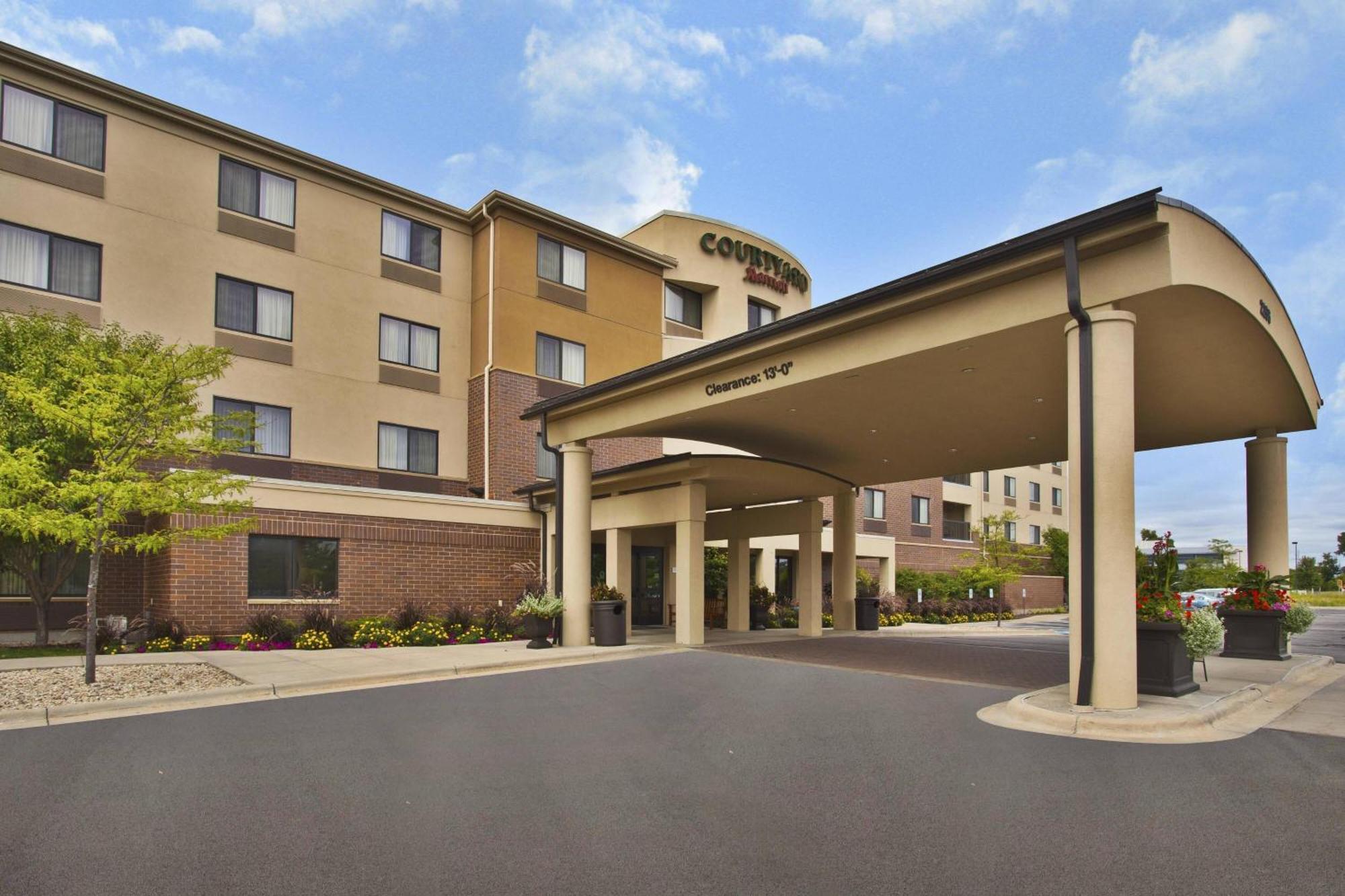 Courtyard By Marriott Madison West / Middleton Hotel Exterior foto